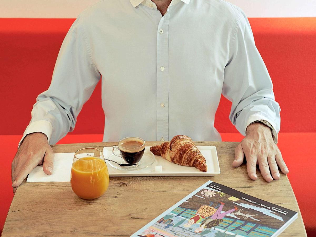 Ibis Montbeliard Hotell Eksteriør bilde