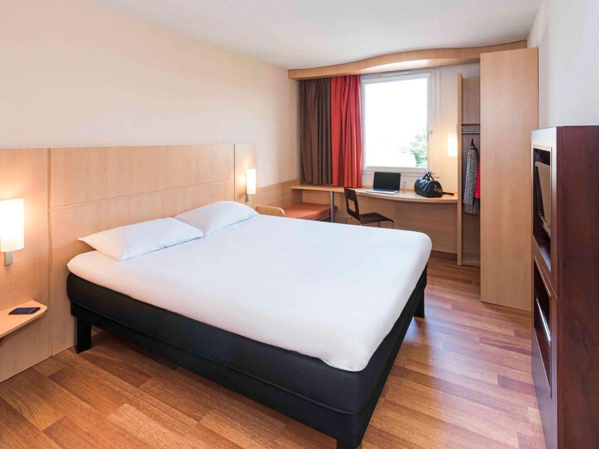 Ibis Montbeliard Hotell Eksteriør bilde
